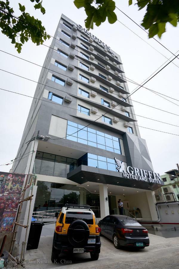 Griffin Hotel And Suites Cebu Exterior photo